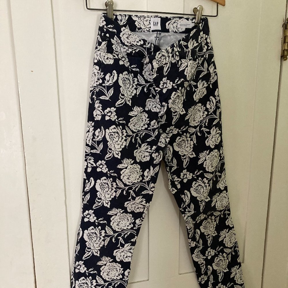 GAP floral pants